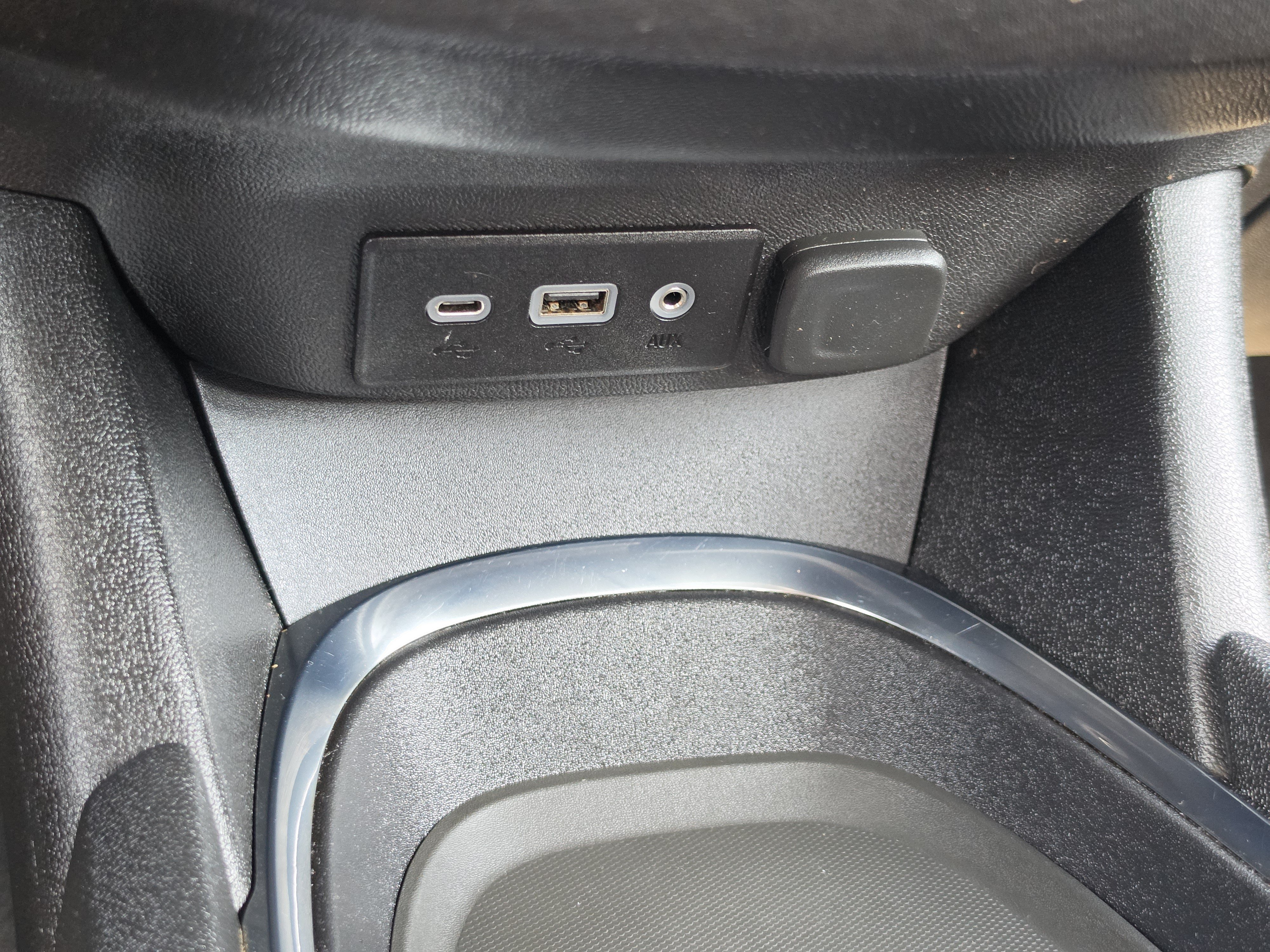 Used 2024 Mineral Gray Metallic Chevrolet LT image 25