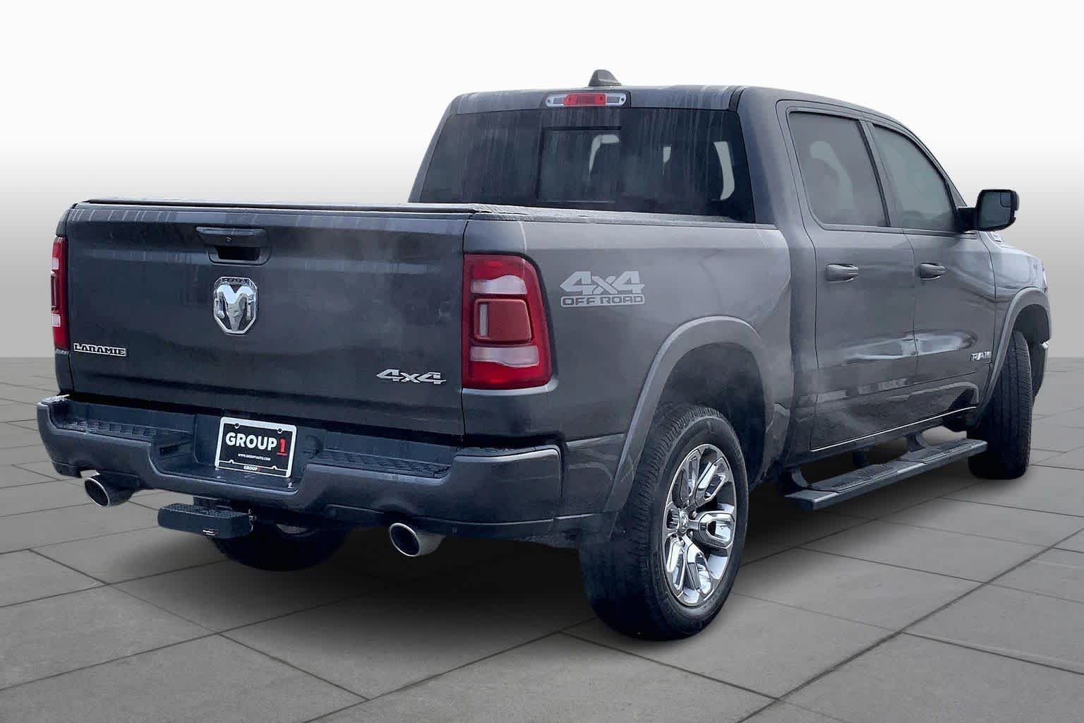 Used 2020 Granite Crystal Metallic Clearcoat Ram Laramie image 13