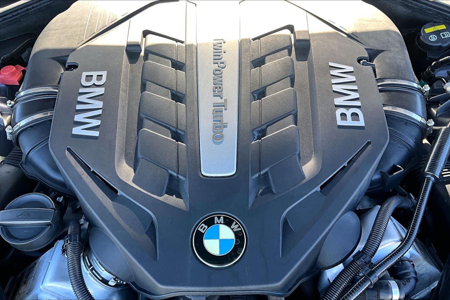 Used 2017 Space Gray Metallic BMW 650i xDrive image 33