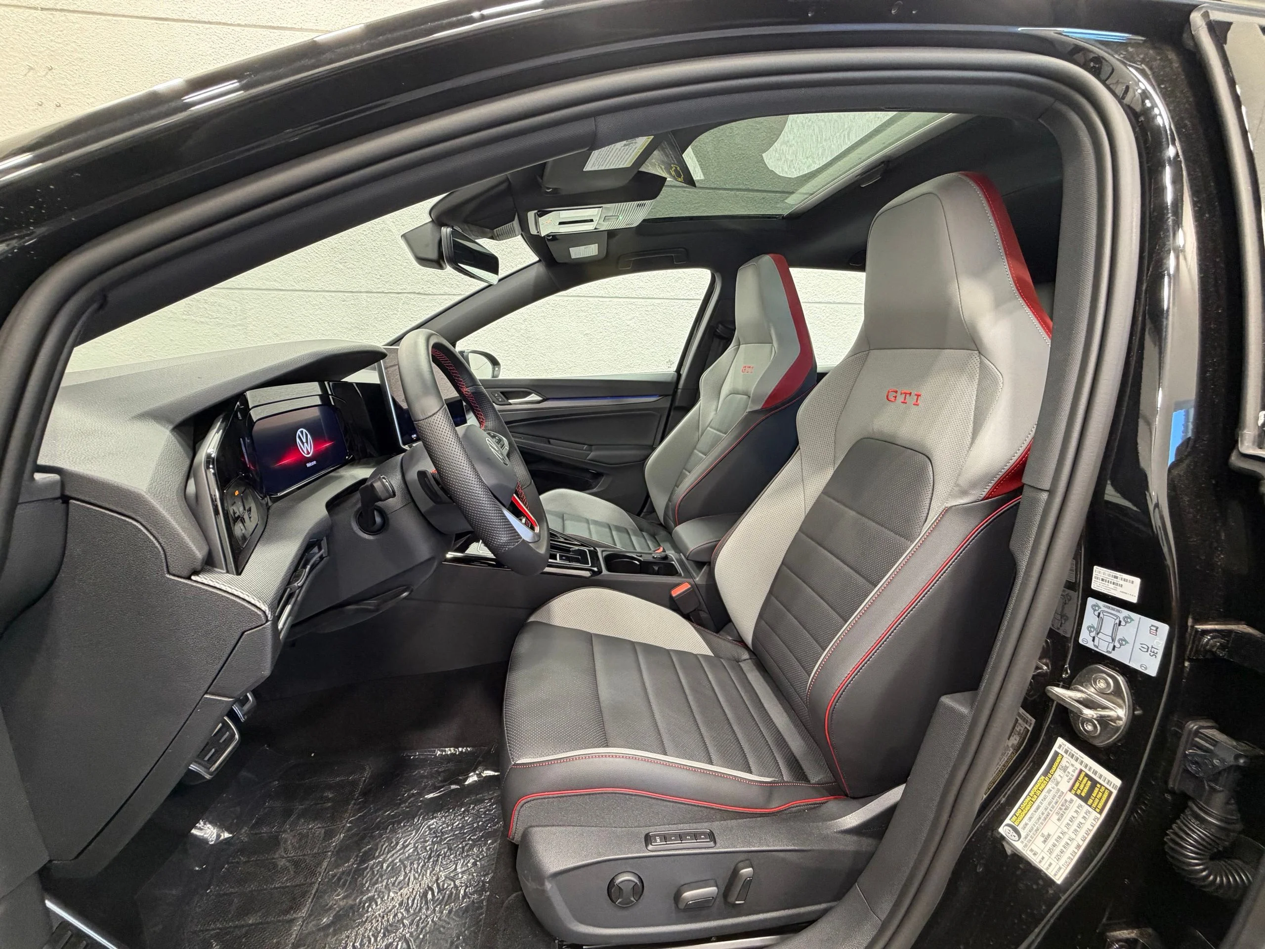 New 2026 Black Volkswagen 2.0T SE image 20