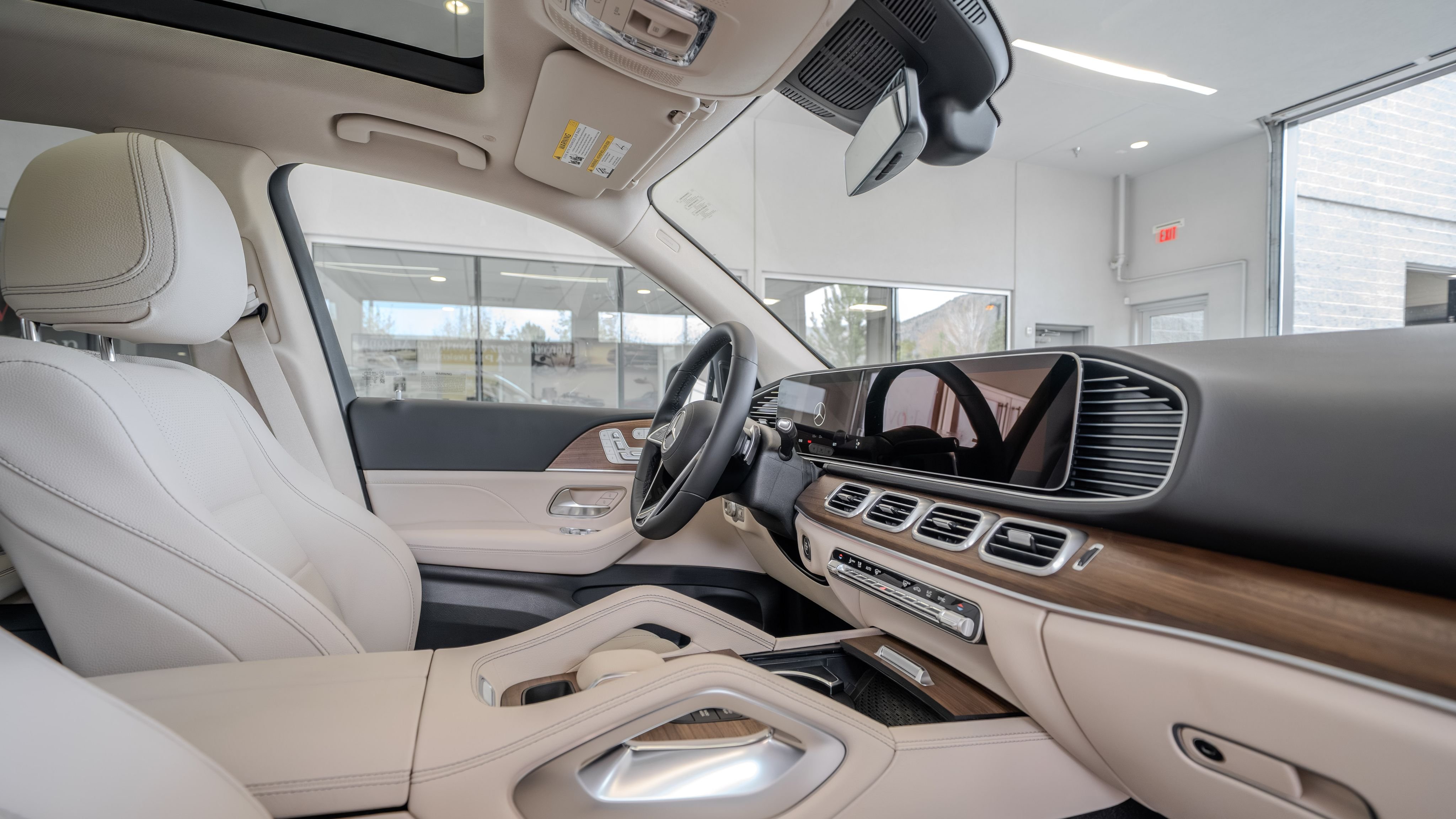 New 2026 Polar White Mercedes-Benz GLE 450 image 17