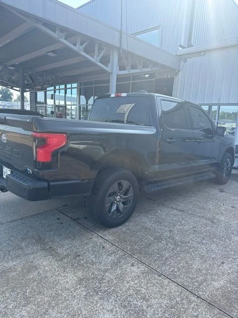 Used 2025 Black Ford XLT image 5