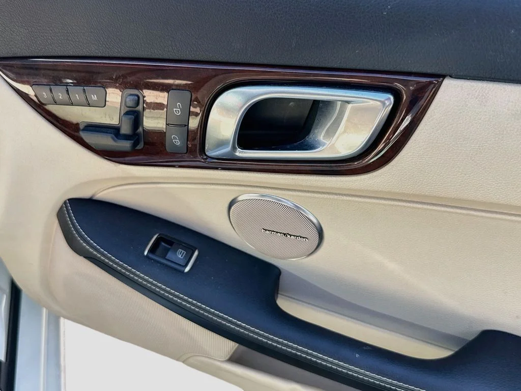 Used 2014  Mercedes-Benz SLK 250 image 29