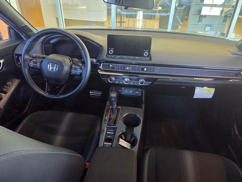 2025 Honda Civic Hatchback Sport - Photo 26