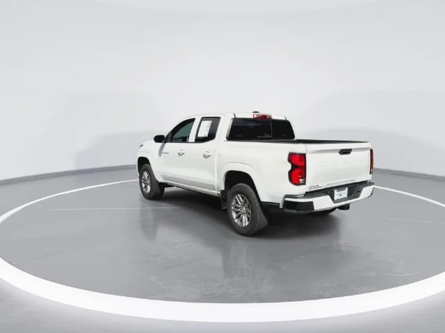 Used 2026 White Chevrolet LT image 8