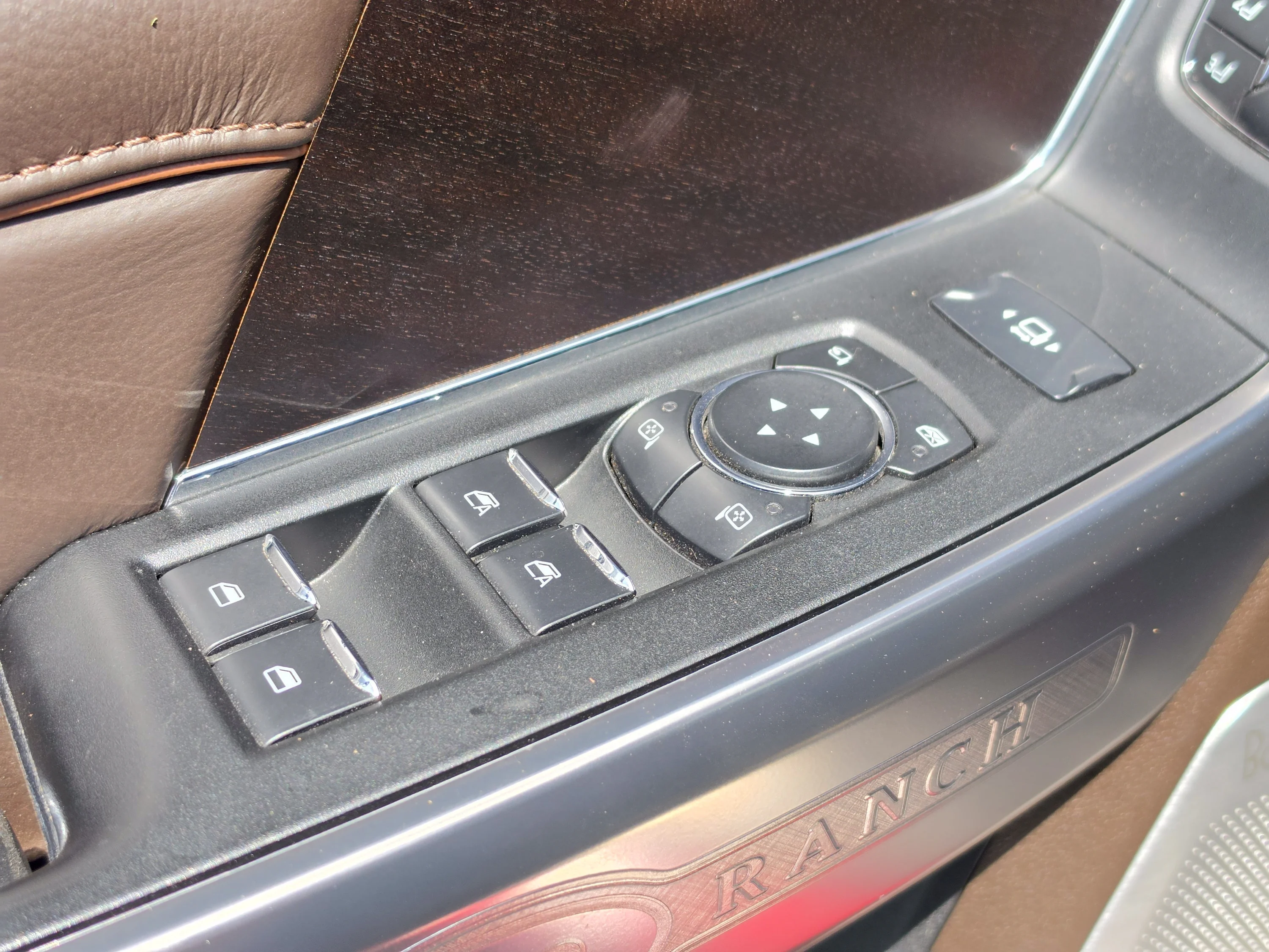 Used 2024 Red Metallic Ford King Ranch image 23