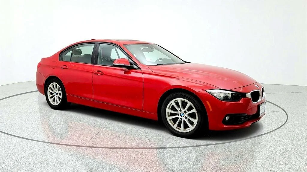 Used 2016 Melbourne Red Metallic BMW Sdn 320i xDrive AWD w/ Premium Pkg & Heated Seats image 3
