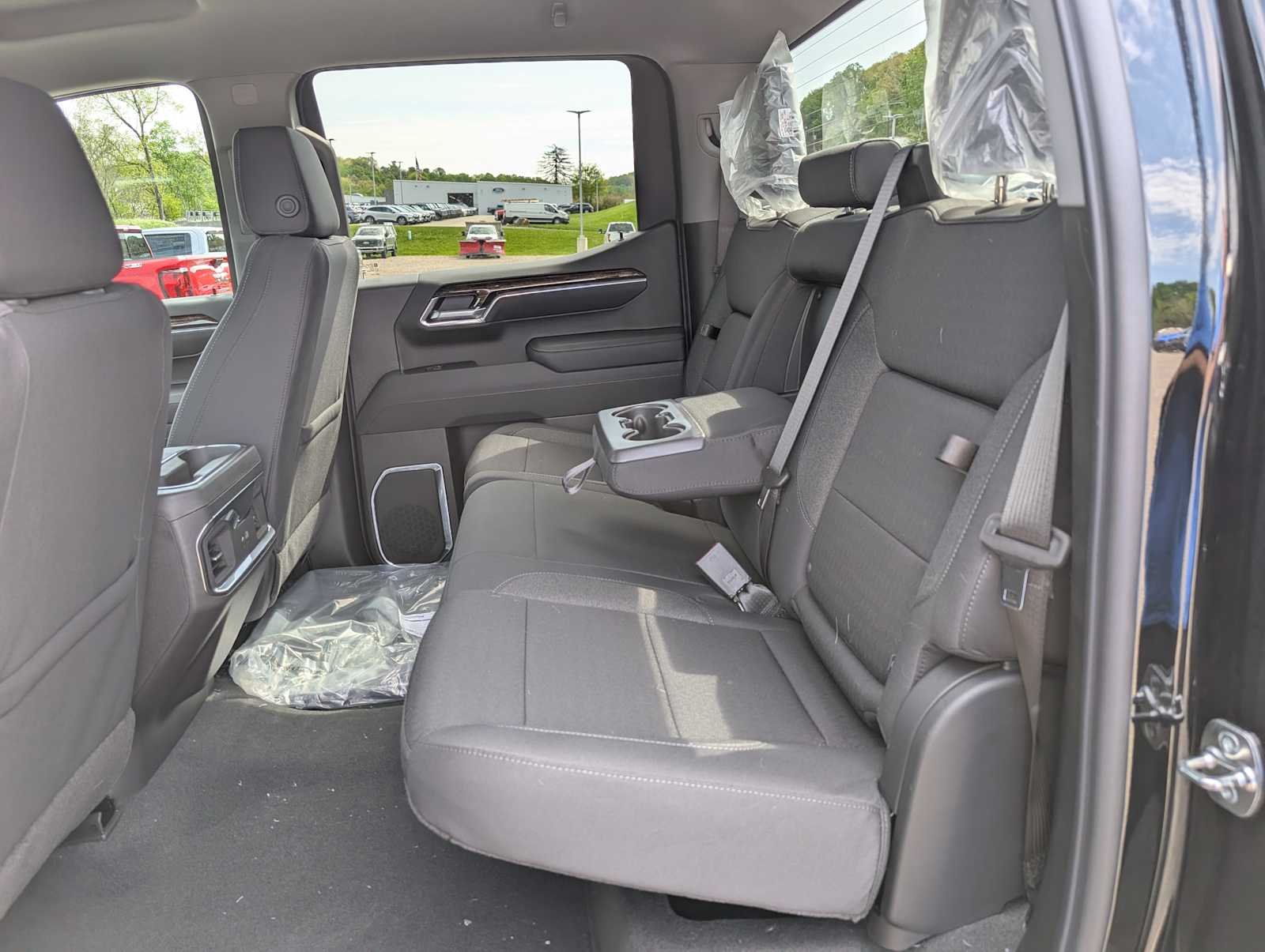 New 2026 Onyx Black GMC Elevation image 19