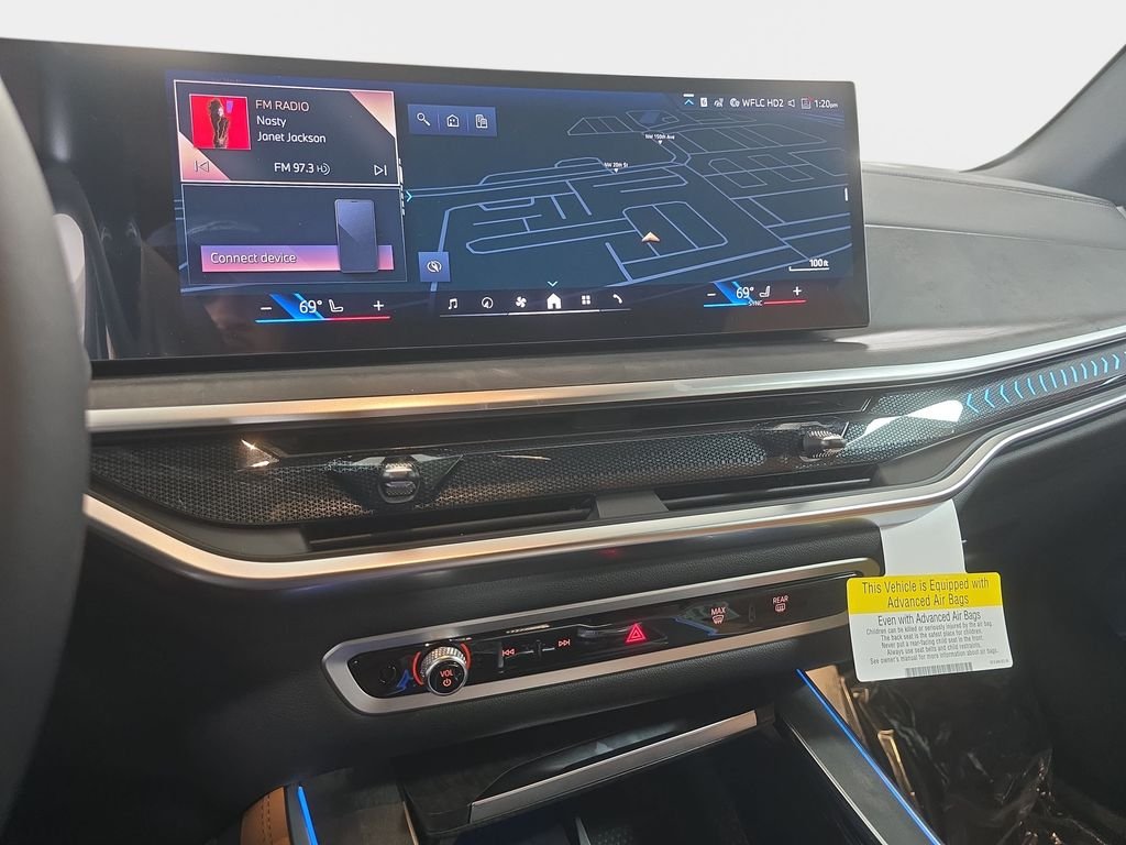 New 2026 Mineral White Metallic BMW sDrive40i image 12