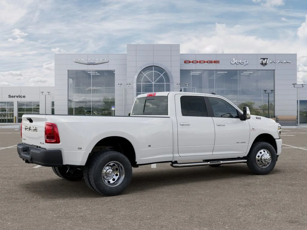 New 2026 Bright White Clear-Coat Exterior Paint RAM Laramie image 4
