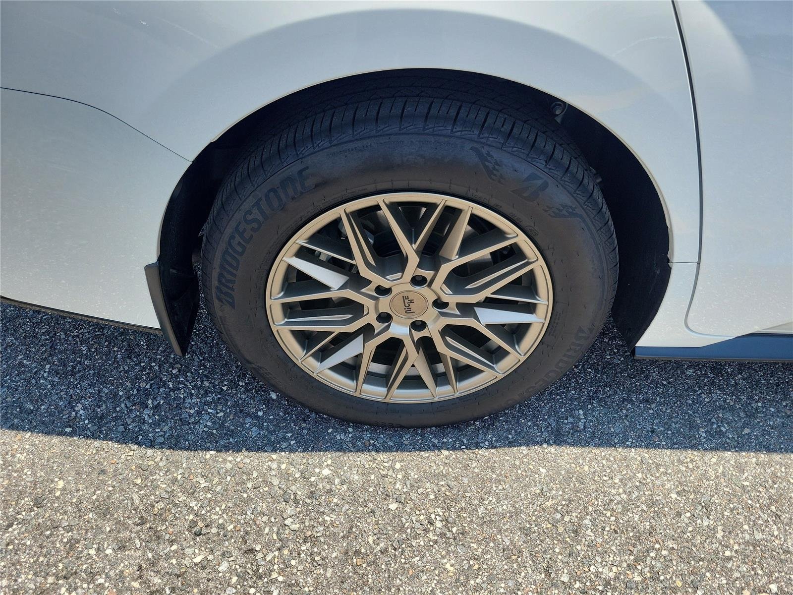 Used 2026 Ice Cap Toyota XSE image 7