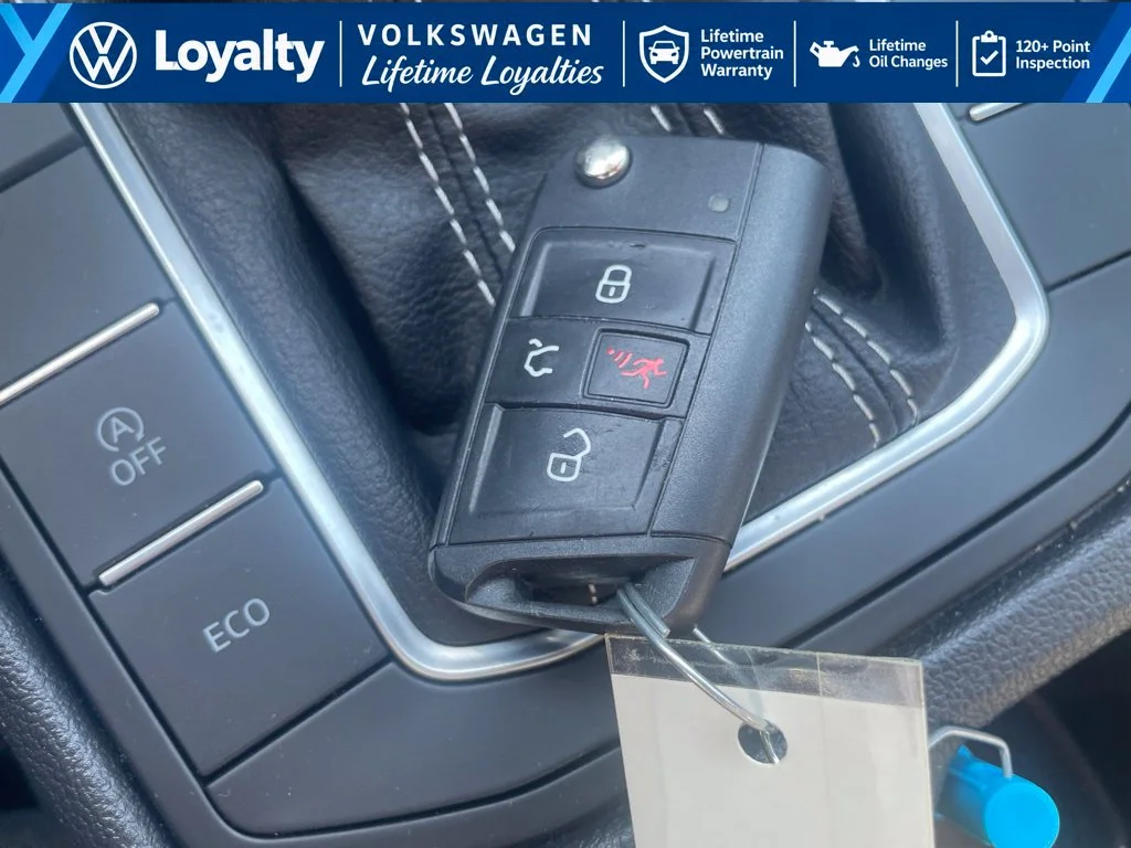 Used 2026 Gray Volkswagen 1.5T Sport image 31