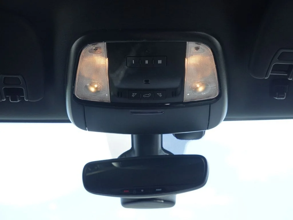 New 2026 Diamond Black Clear-Coat Exterior Paint Dodge GT image 29