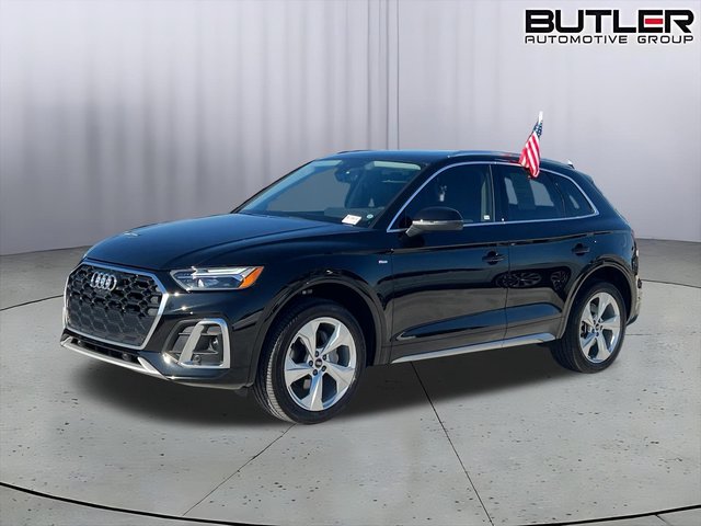 2022 Audi Q5 S line Premium Plus