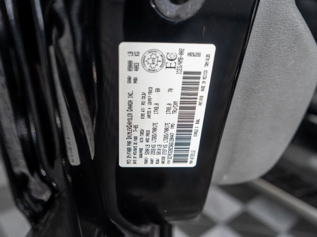 Used 2006 Black Dodge Laramie image 34