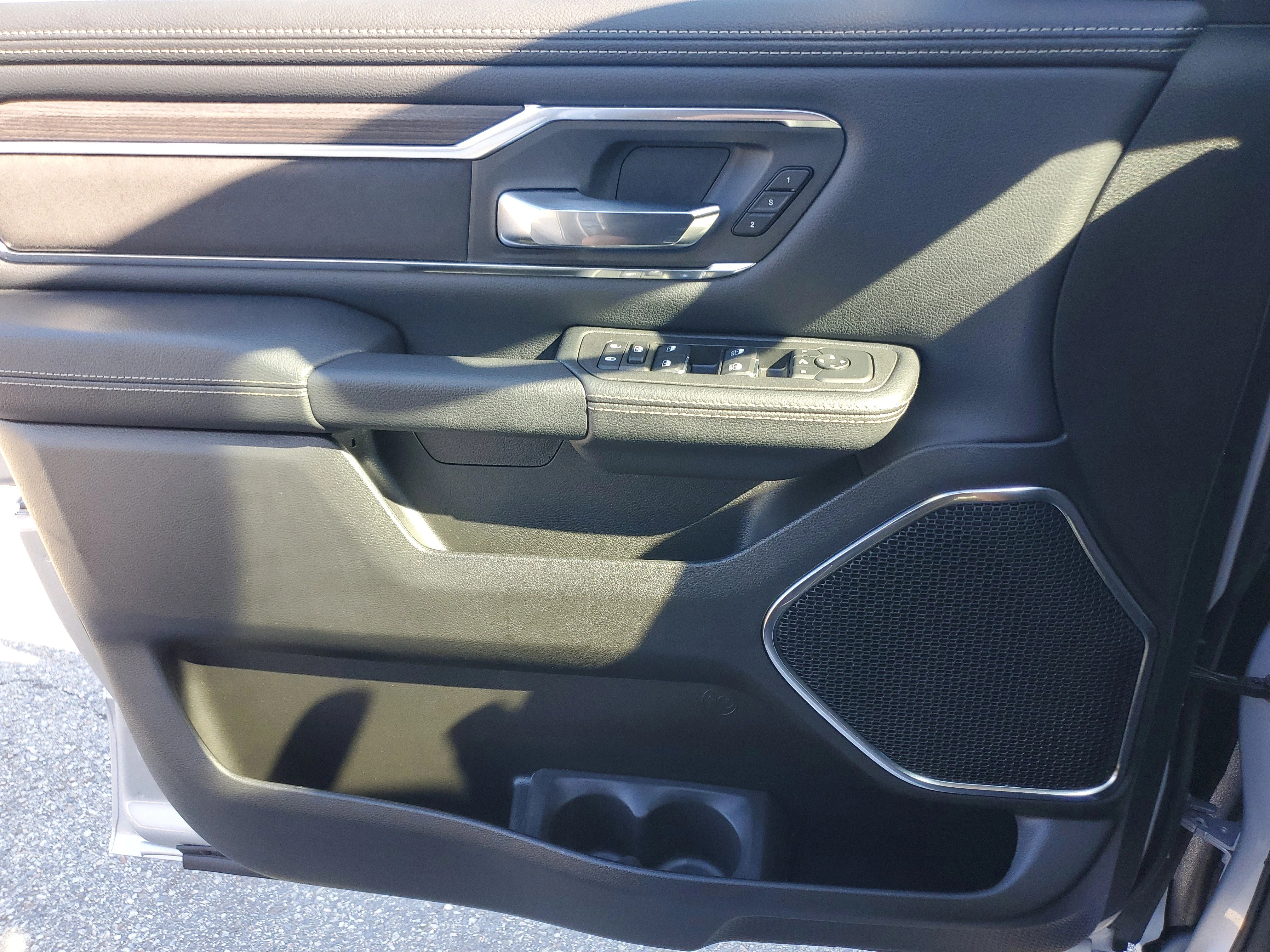 New 2026 Silver Zynith Exterior Paint RAM Laramie image 24