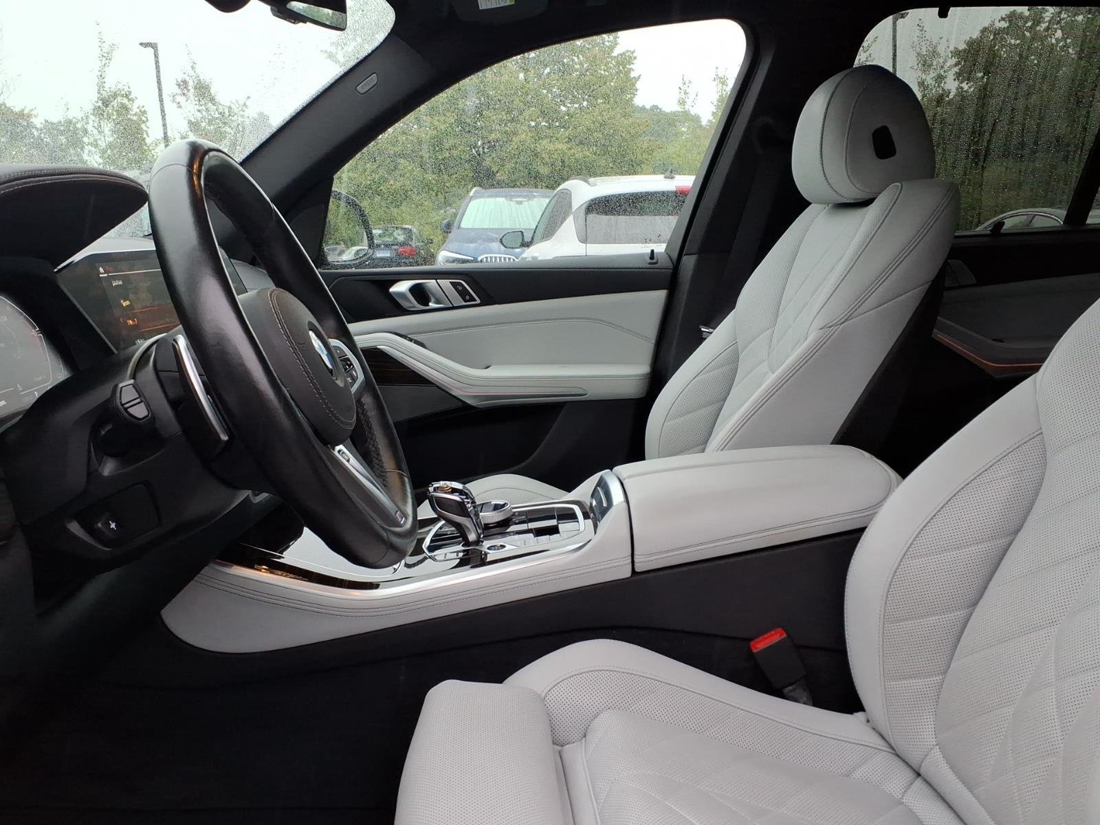 Used 2023 Carbon Black Metallic BMW xDrive40i image 20