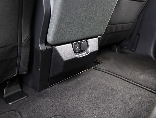 New 2026 Carbonized Gray Metallic Ford F-250® XLT image 15