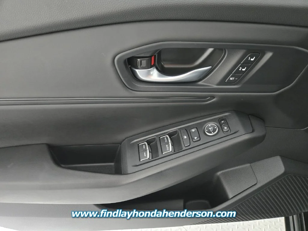 2024 Honda Accord Hybrid EX-L - Photo 25