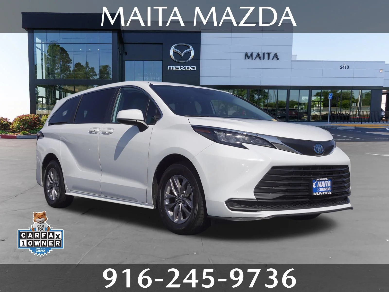 Used 2025 Ice Cap Toyota LE image 1