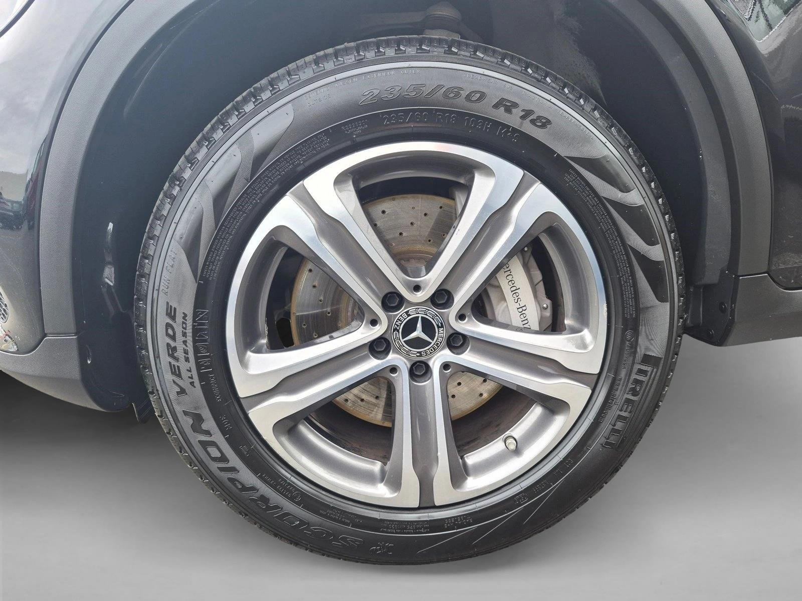 Used 2019 Black Mercedes-Benz GLC 350e image 21