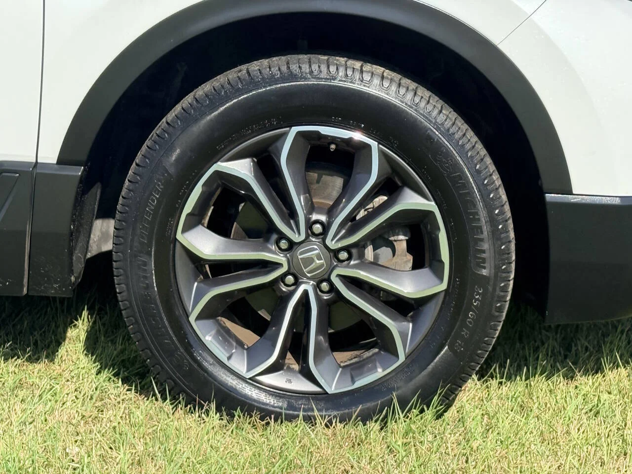 Used 2020 Silver Honda EX 4dr SUV image 9