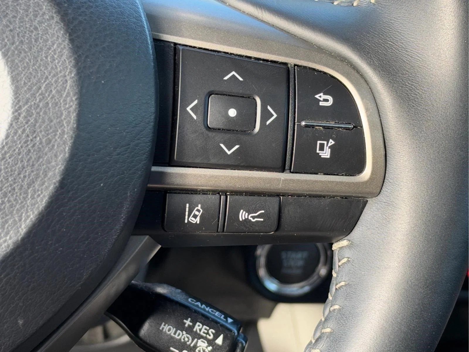 Used 2017 Silver Lining Metallic Lexus RX 350 image 28