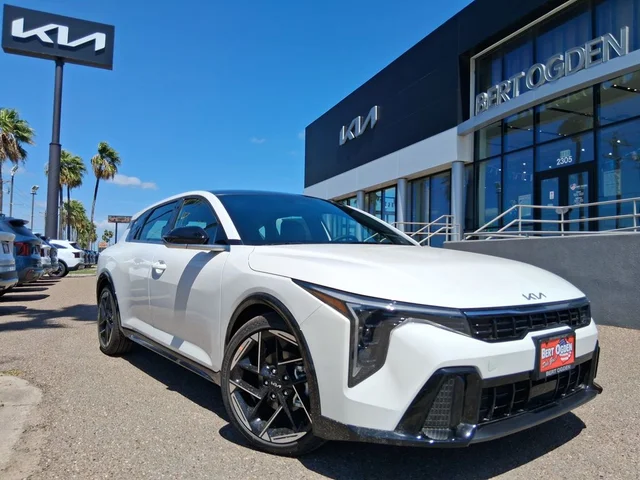 2026 Kia K4 GT-Line