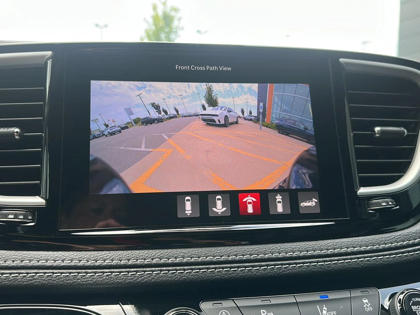 2026 Chrysler Pacifica Select - Photo 21