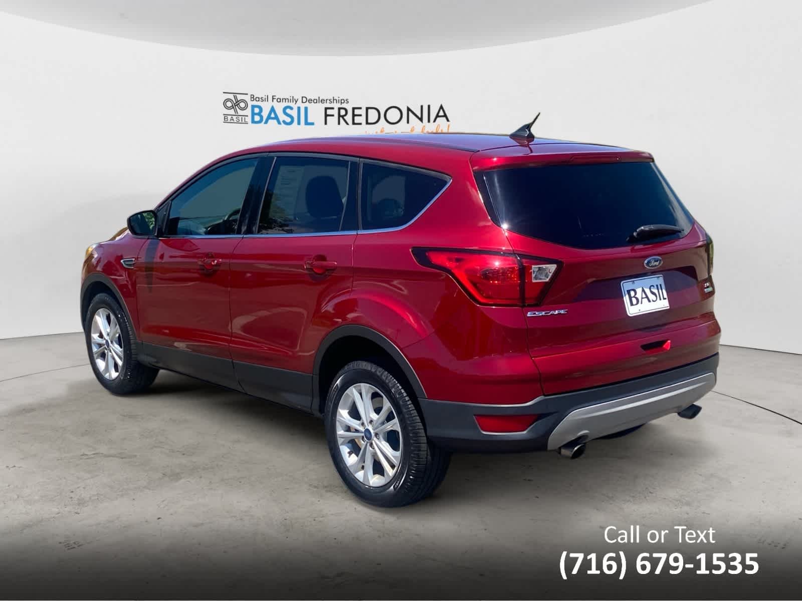 Used 2019 Ruby Red Metallic Tinted Clearcoat Ford SE image 3