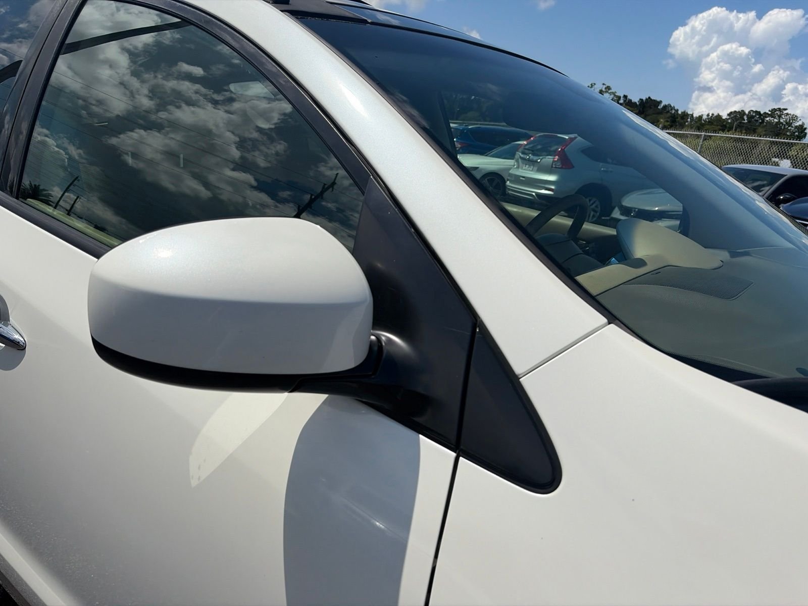 Used 2012 White Nissan SL image 14