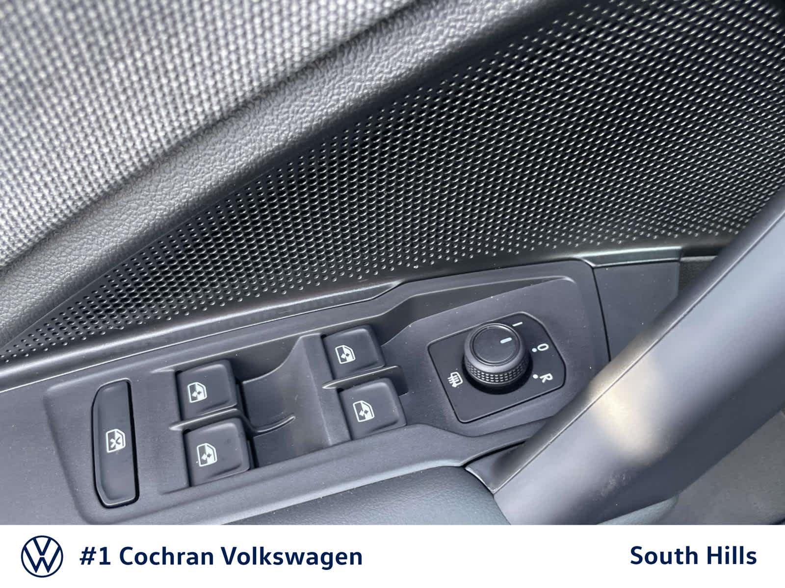 New 2026 Pure White Volkswagen S image 25