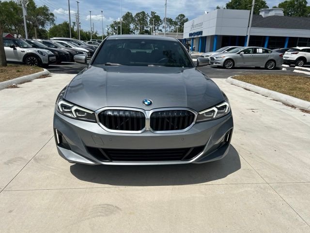 Used 2023 Gray BMW 330i image 9
