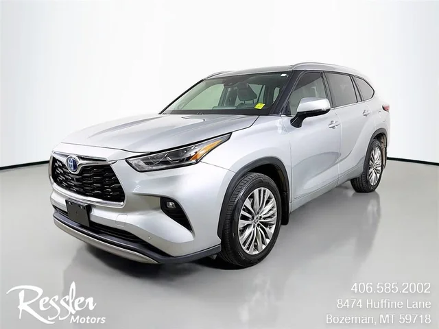 2022 Toyota Highlander Hybrid Platinum