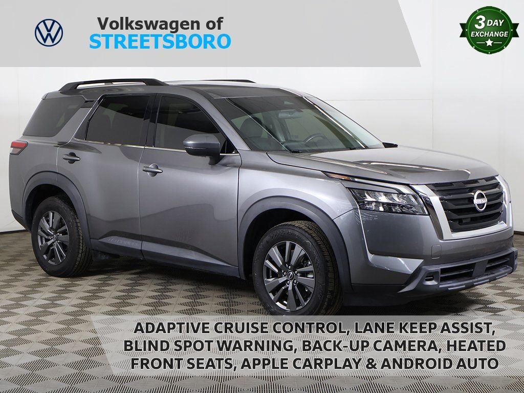 2023 Nissan Pathfinder SV