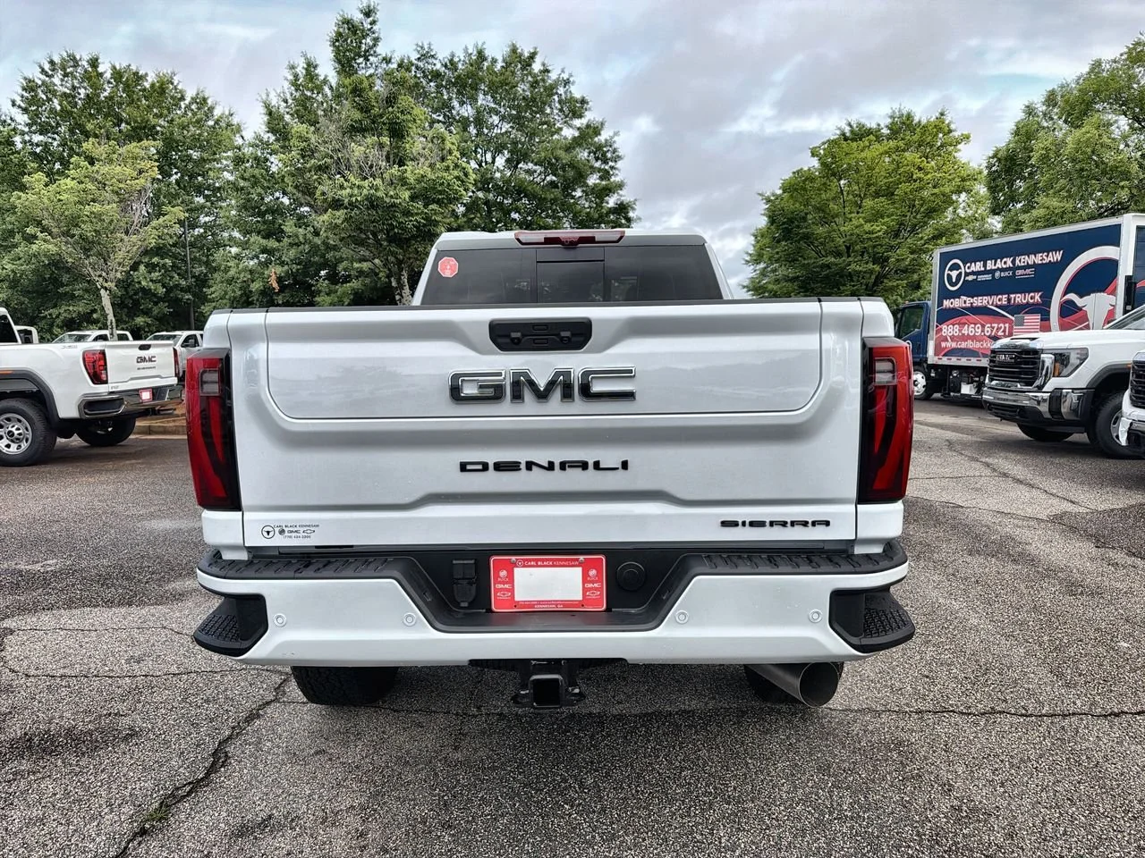 New 2026 Glacier White Tricoat GMC Denali Ultimate image 7