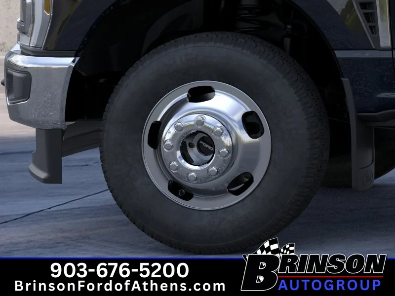 New 2026 Agate Black Metallic Ford XLT image 19