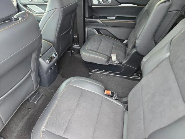 New 2026 Star White Metallic Tri-Coat Ford Tremor® image 39