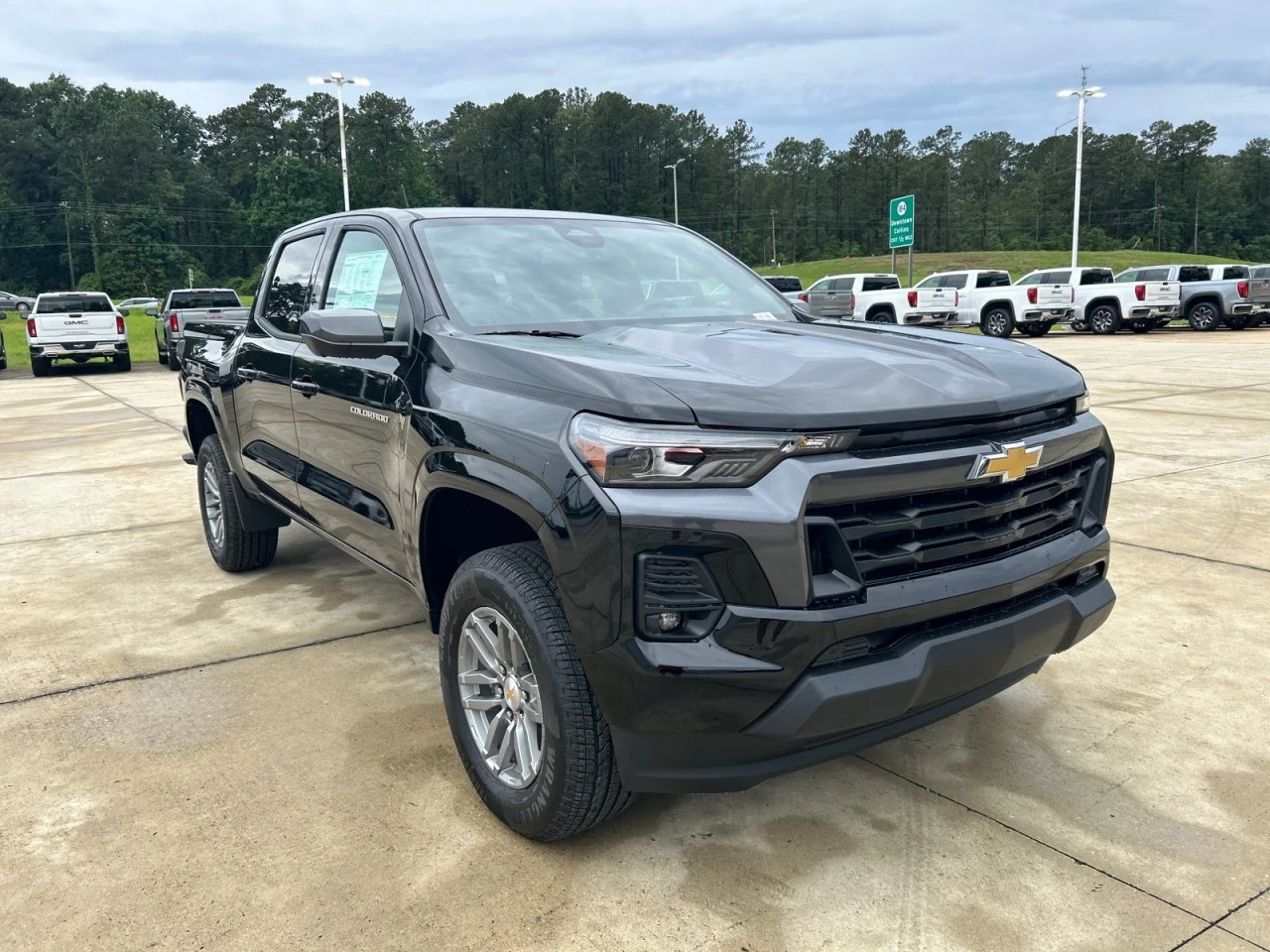 New 2026 Black Chevrolet LT image 2