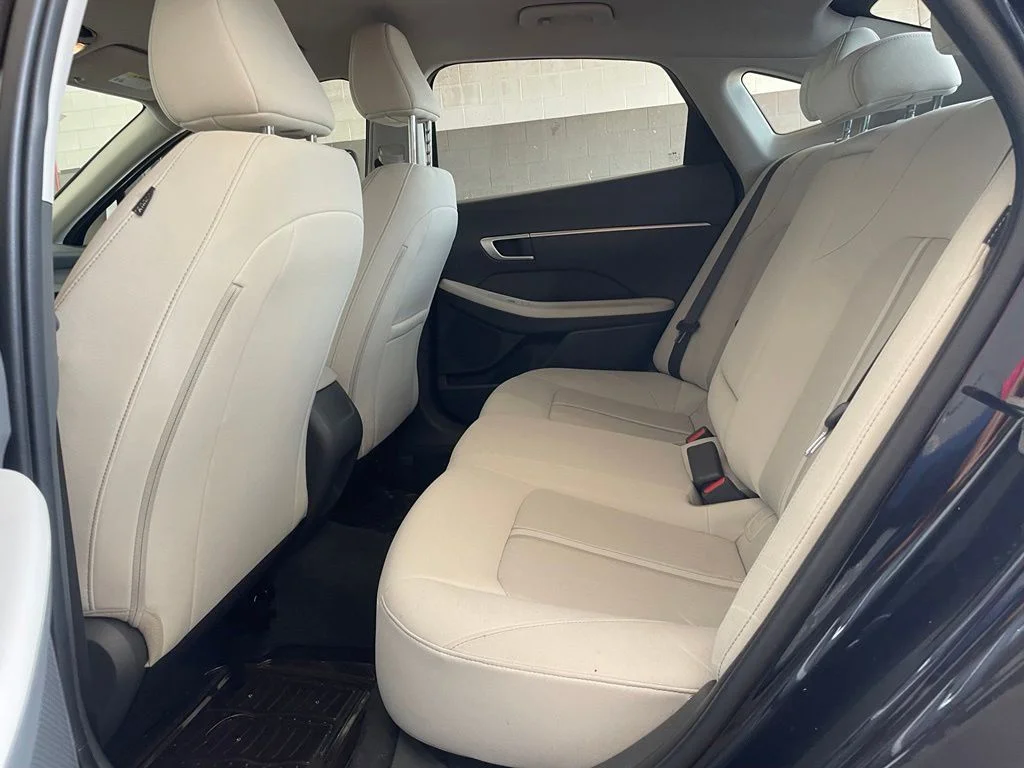 Used 2024 Blue Hyundai SEL image 16