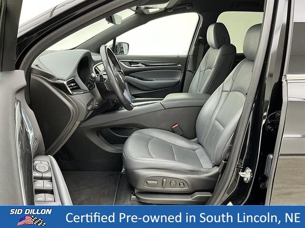 Used 2023 Ebony Twilight Metallic Buick Premium image 17