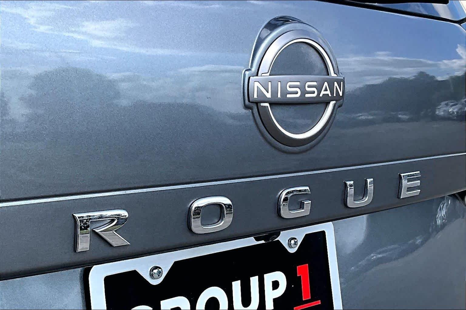 Used 2023 Gun Metallic Nissan S image 28
