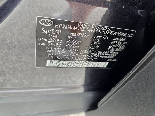 Used 2020 Gray Hyundai SE image 19