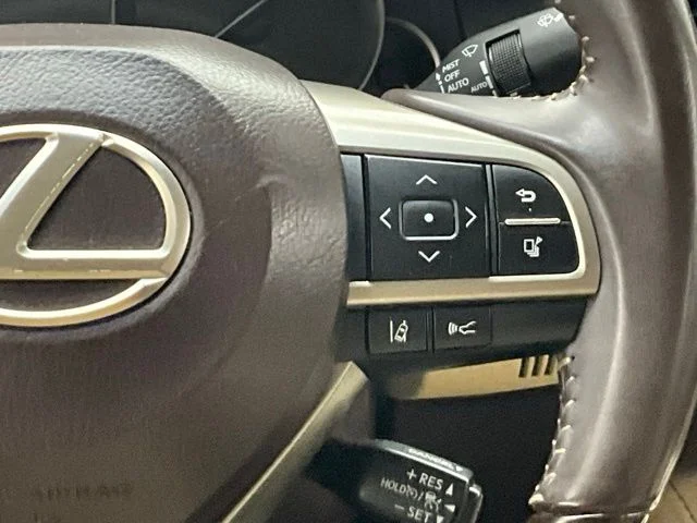 Used 2017 Blue Lexus 350 image 19