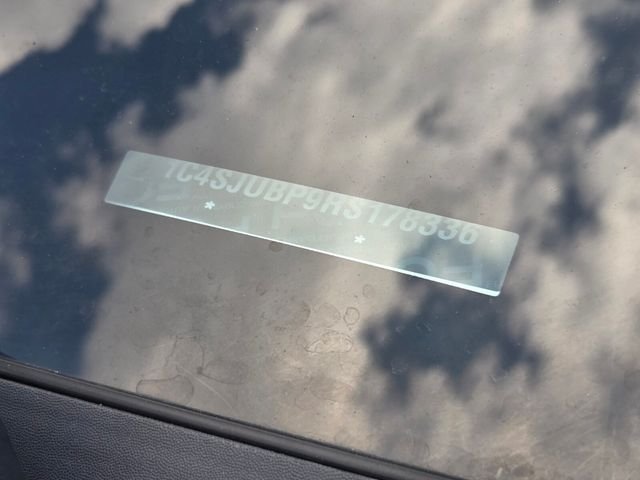 Used 2024 White Jeep Series II image 10