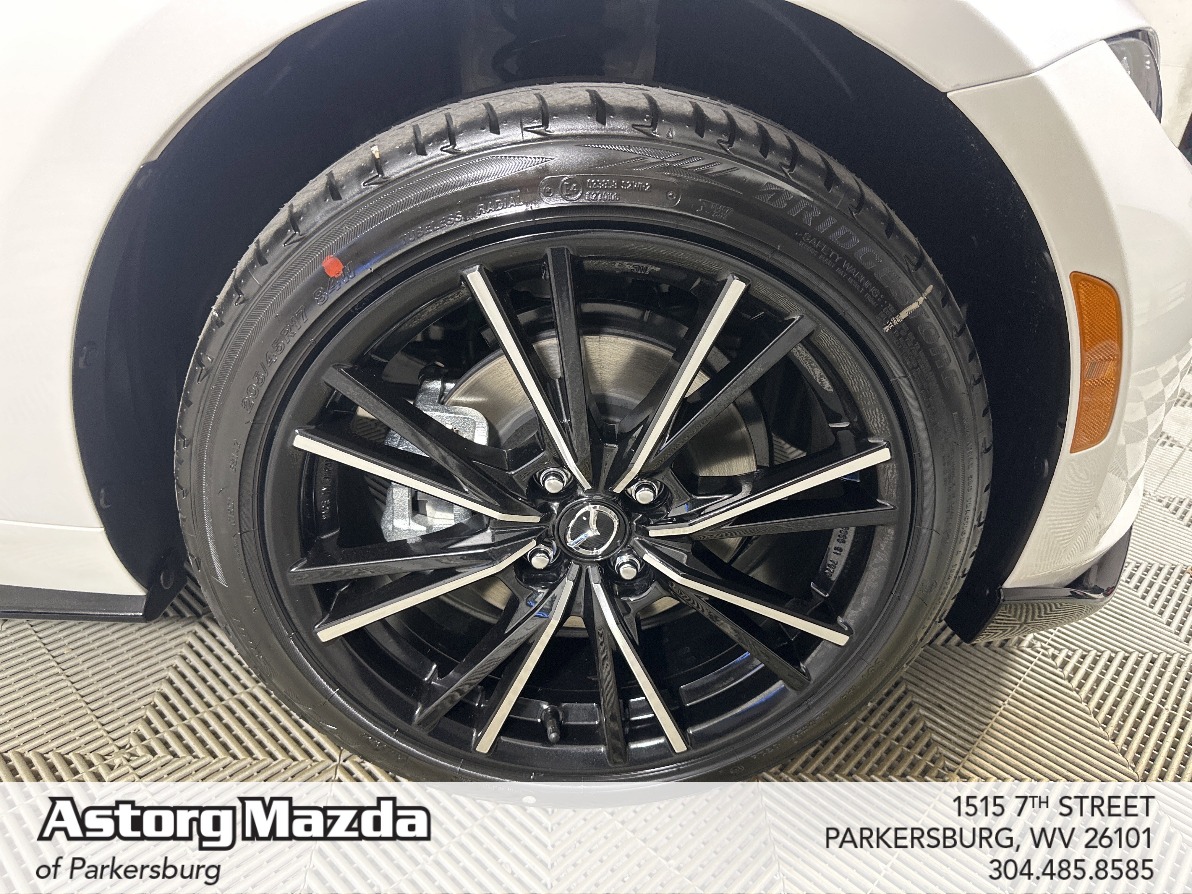 New 2026 Snowflake White Pearl Mazda Grand Touring image 24