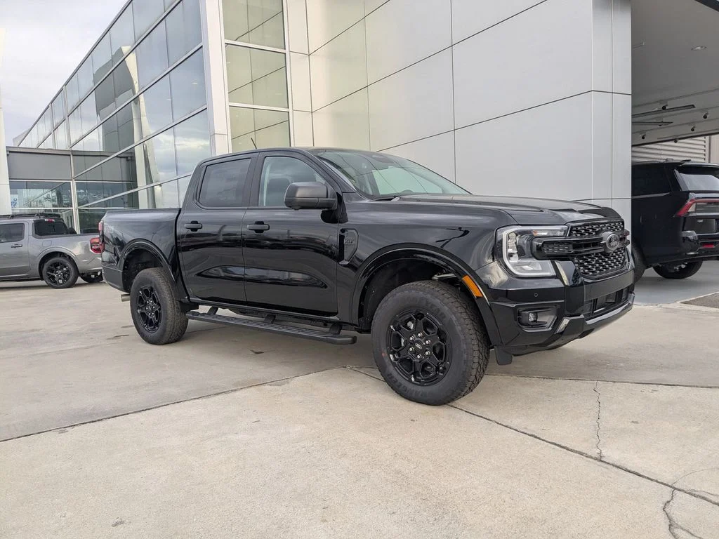 New 2025 Shadow Black Ford XLT image 2