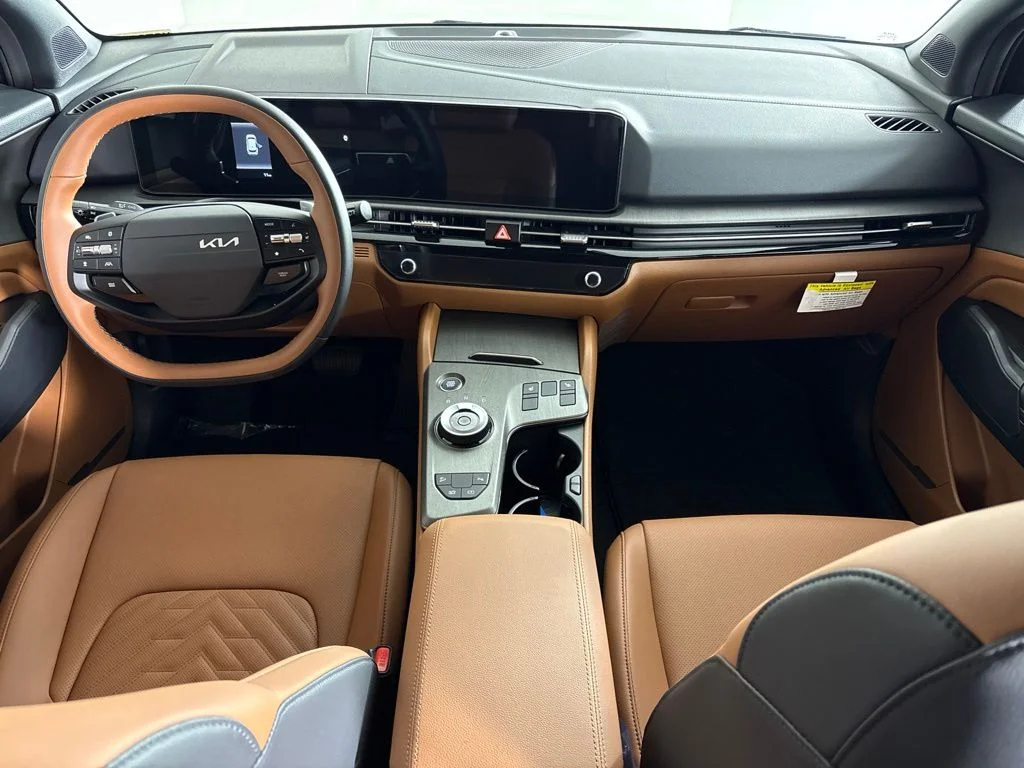New 2027 Black Kia X-Line image 13