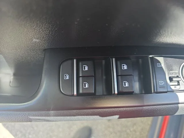 Used 2021 Orange Kia LX image 27