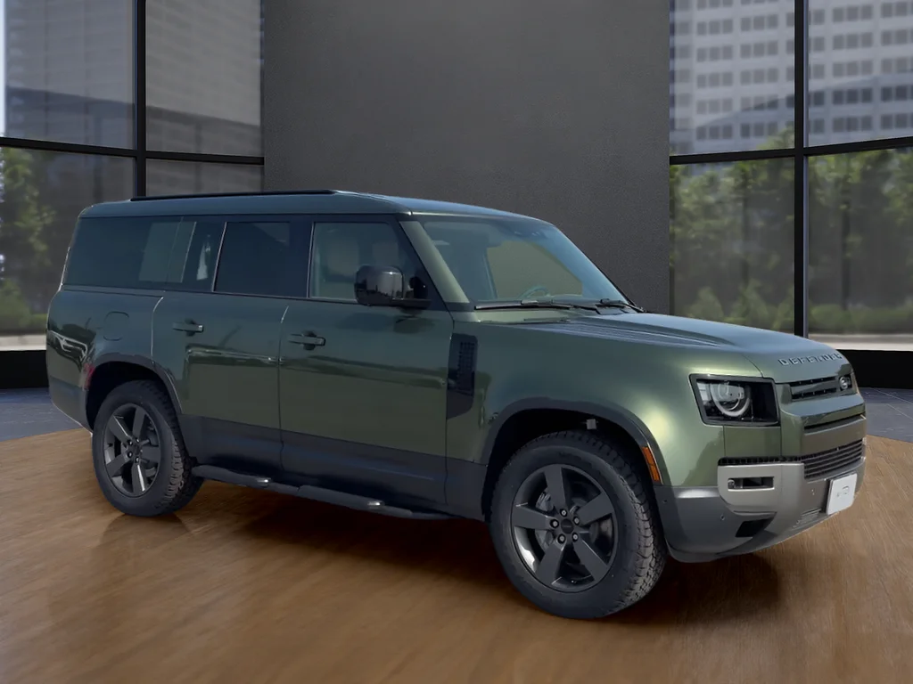 New 2026 Green Land Rover S image 3